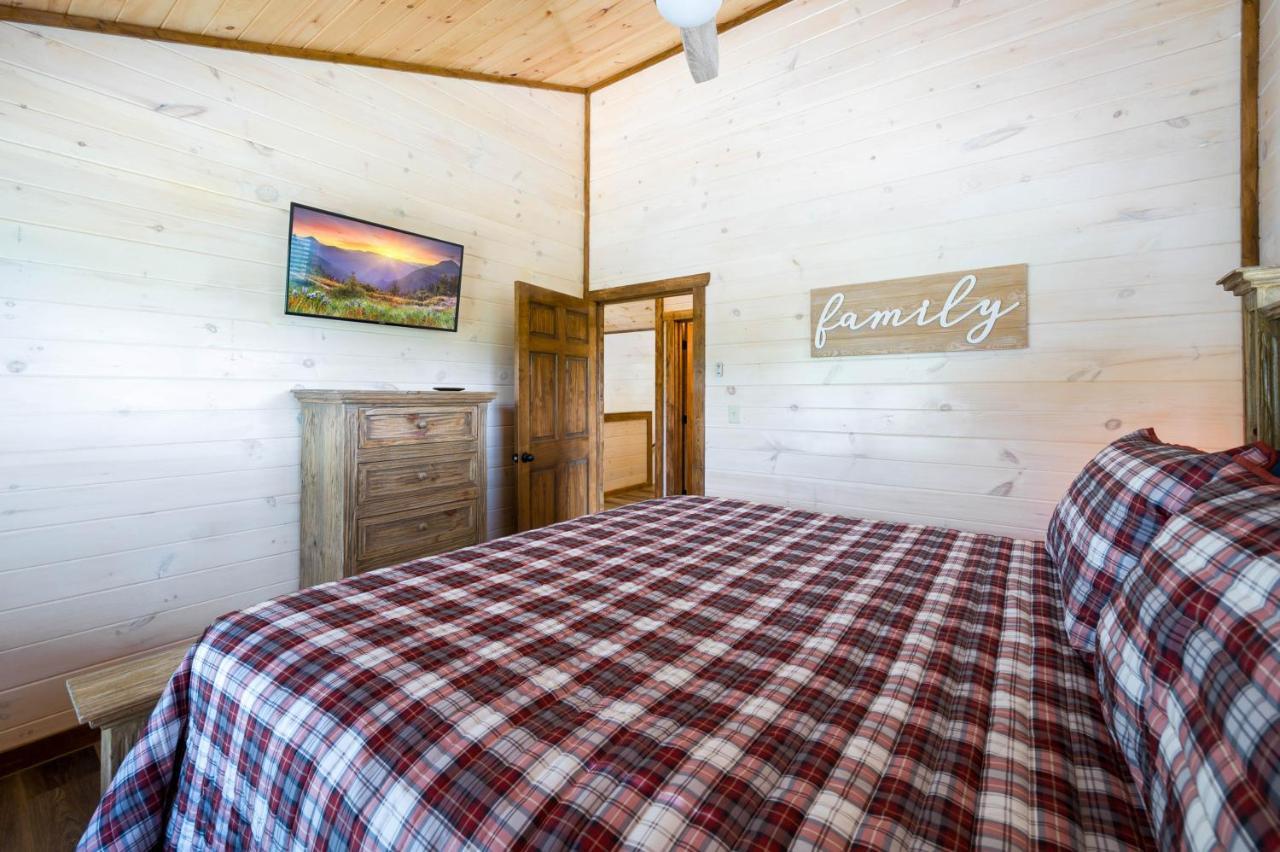 Osprey Nest Cottage Modern New Cabin Pigeon Forge Exteriör bild
