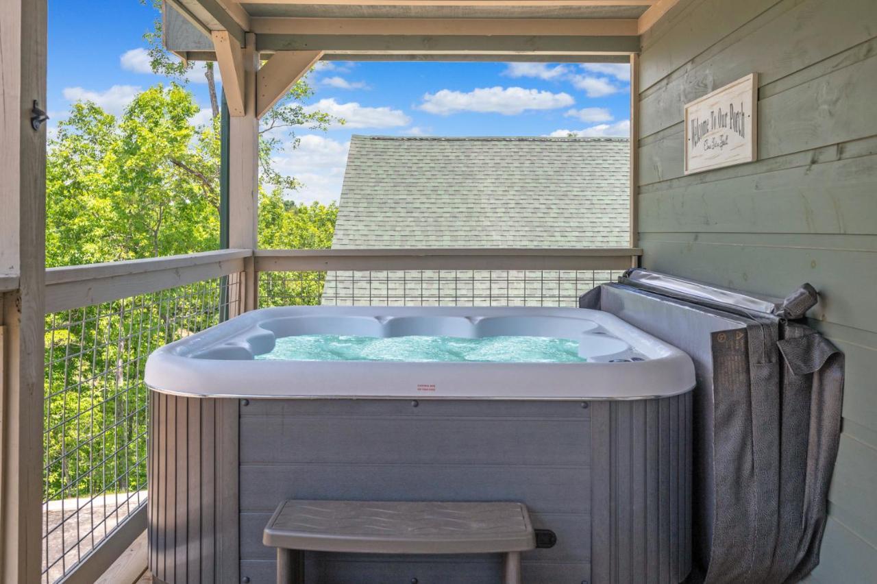 Osprey Nest Cottage Modern New Cabin Pigeon Forge Exteriör bild